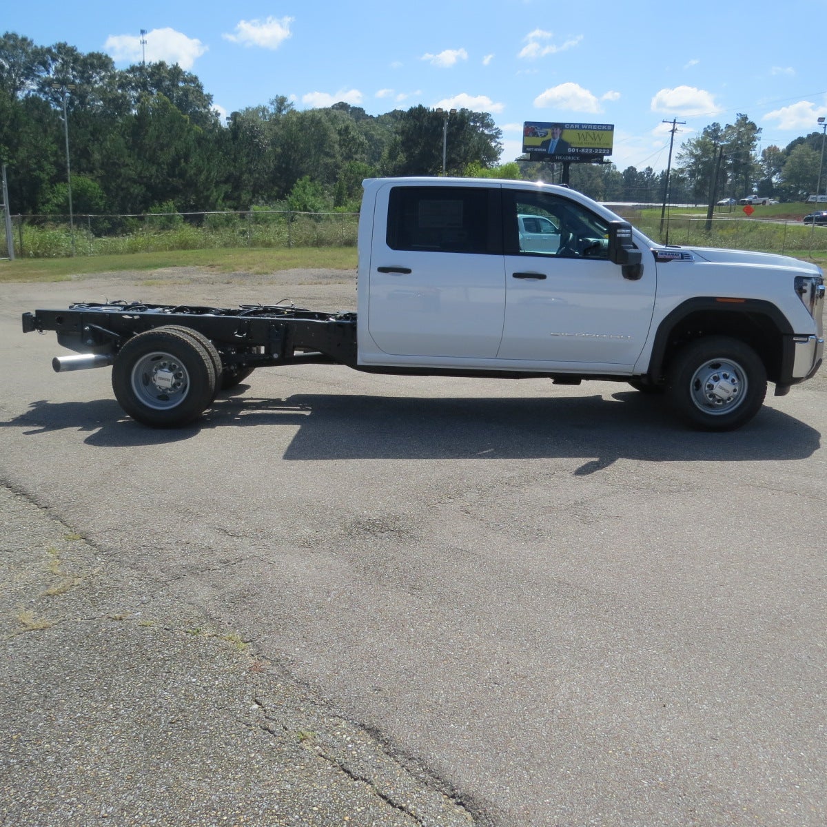 2026 GMC Sierra 3500 HD Chassis Cab Pro