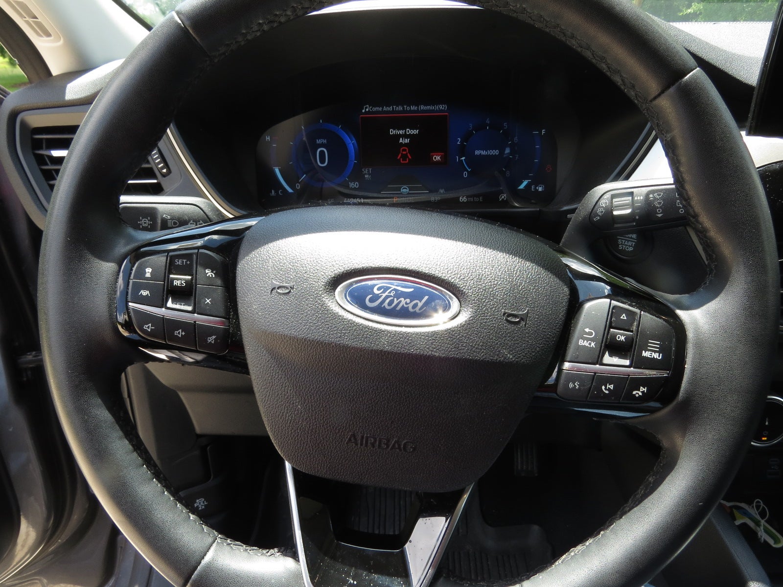 2022 Ford Escape SEL