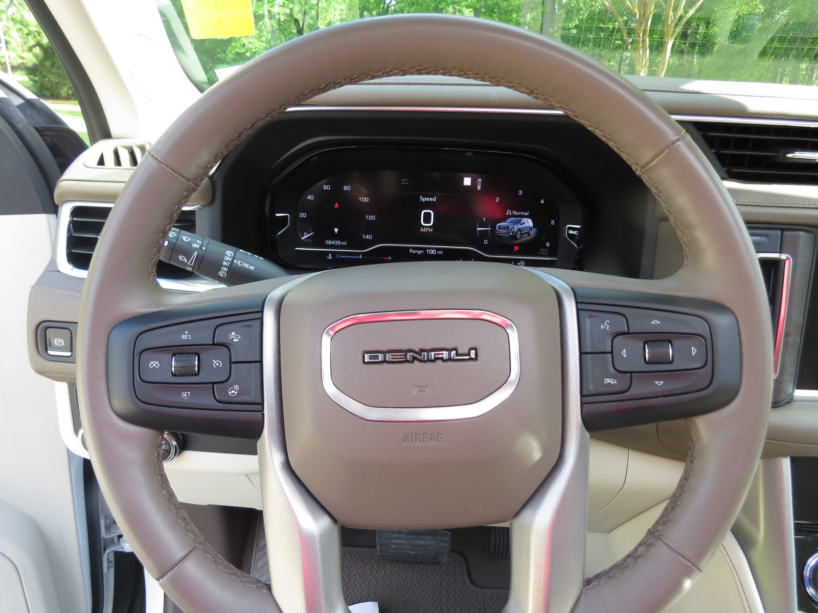 2023 GMC Yukon Denali