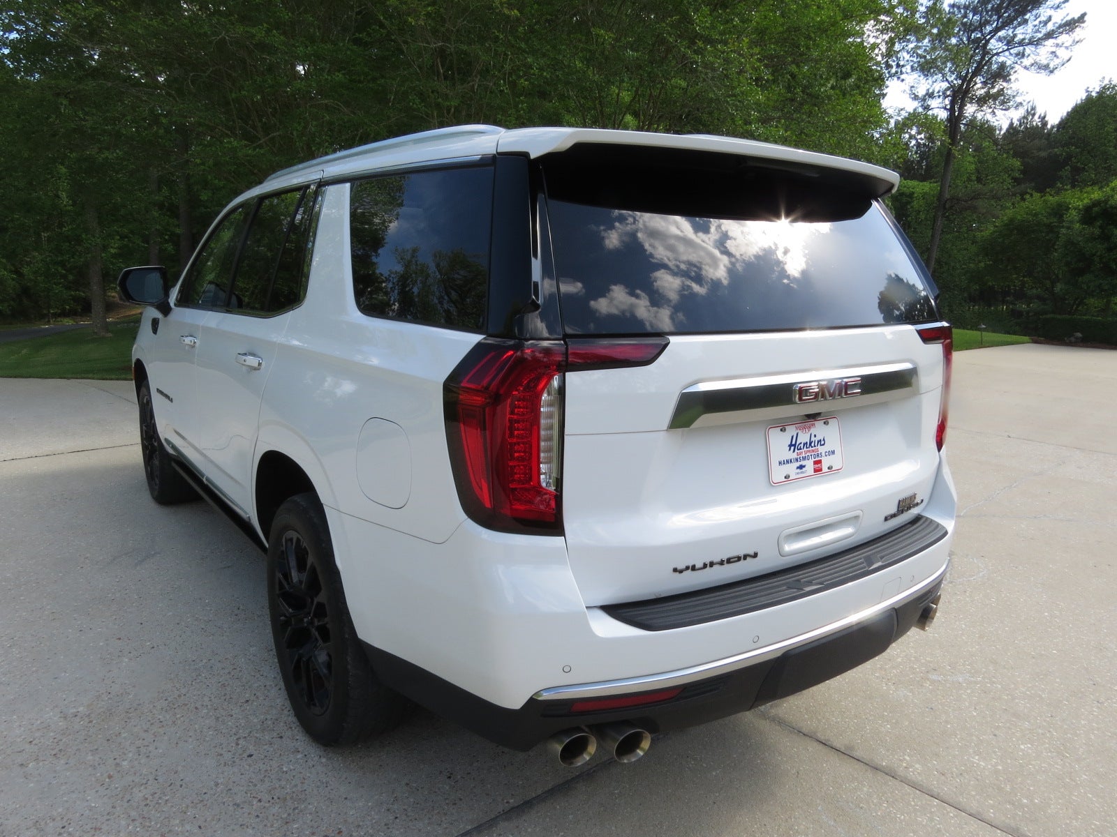 2023 GMC Yukon Denali