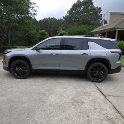 2027 Chevrolet Traverse RS